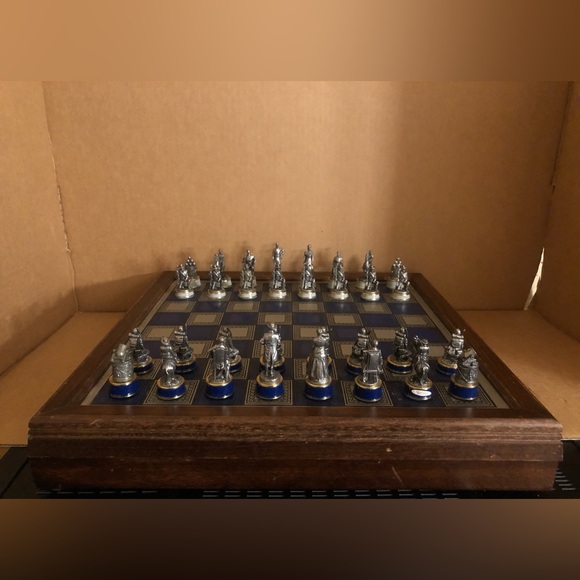 Civil War Chessmen by The Franklin Mint - Picture 1 of 7